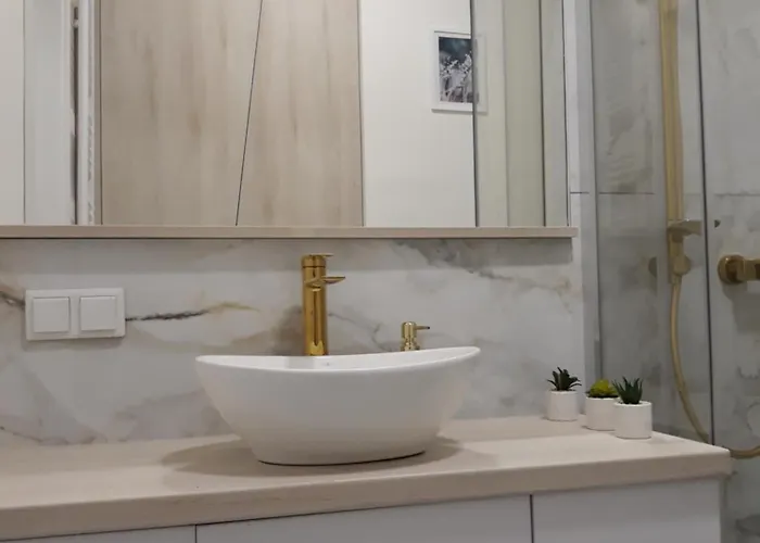 Apartament, 2 Pokoje, K Warszawy *